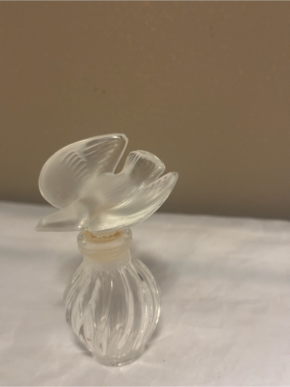 Nina Ricci Lalique Glass Dove Mini Perfume Bottle
